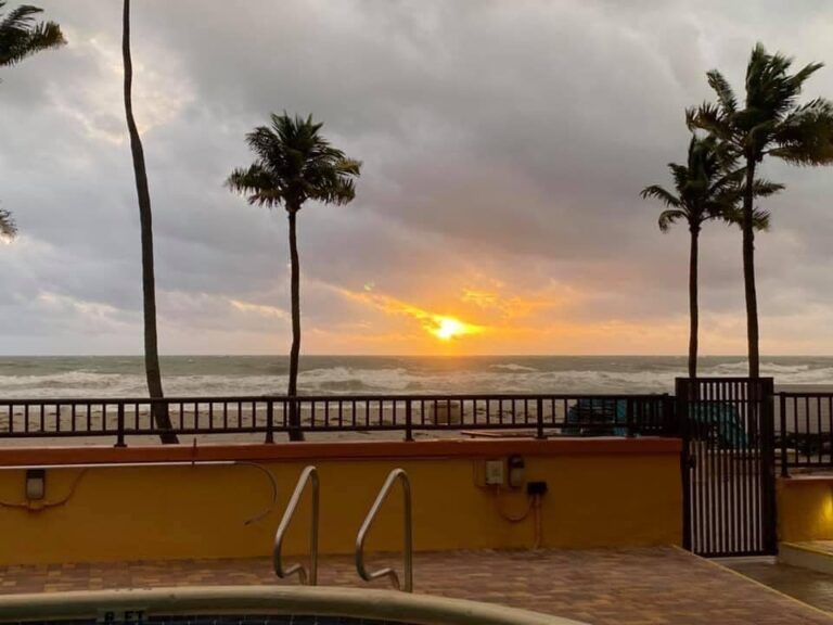 Hollywood Sands Resort, a VRI resort