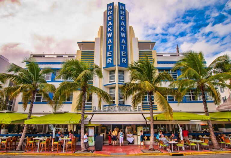 Art Deco Tours