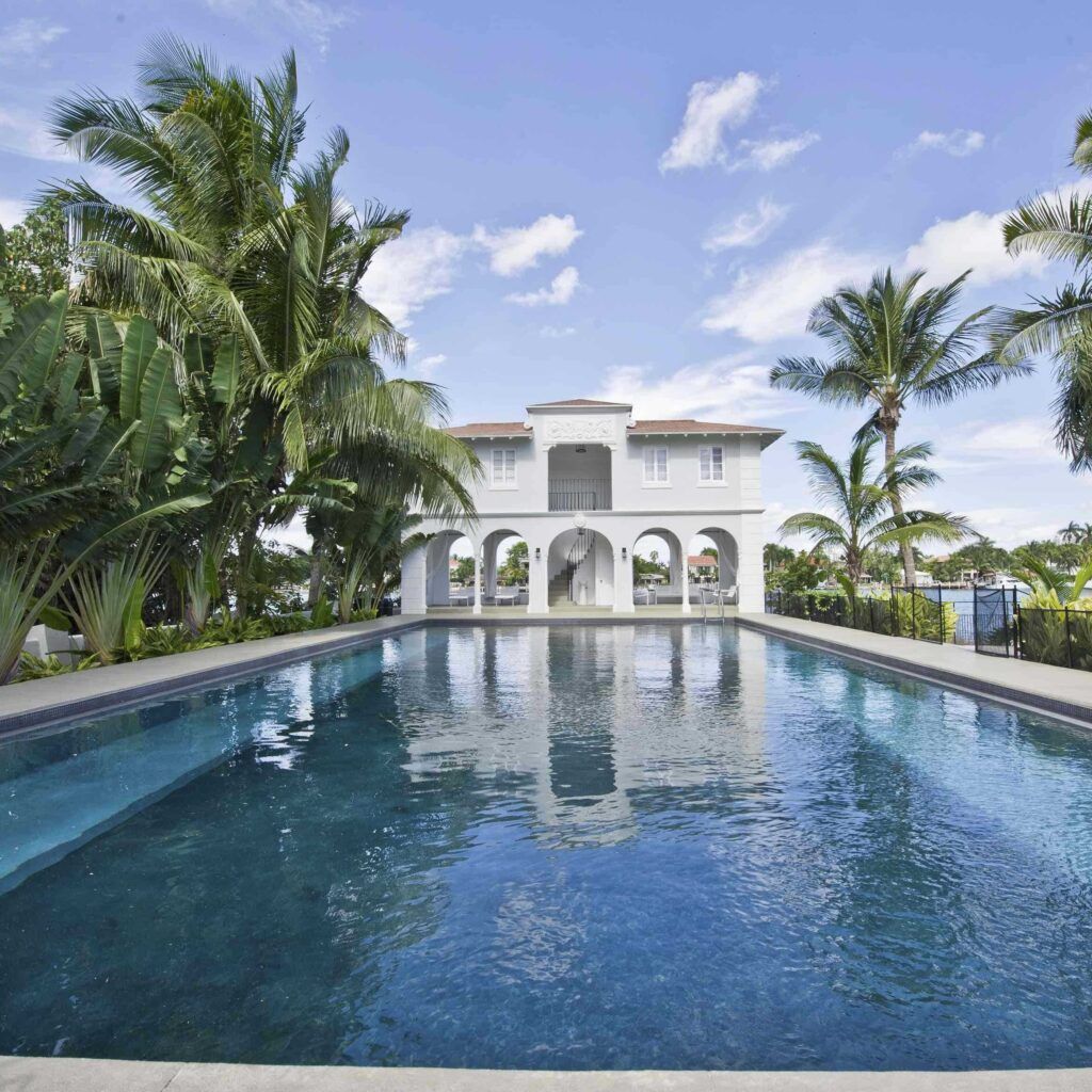 La Villa Azul – A Beachy Stay in Miami