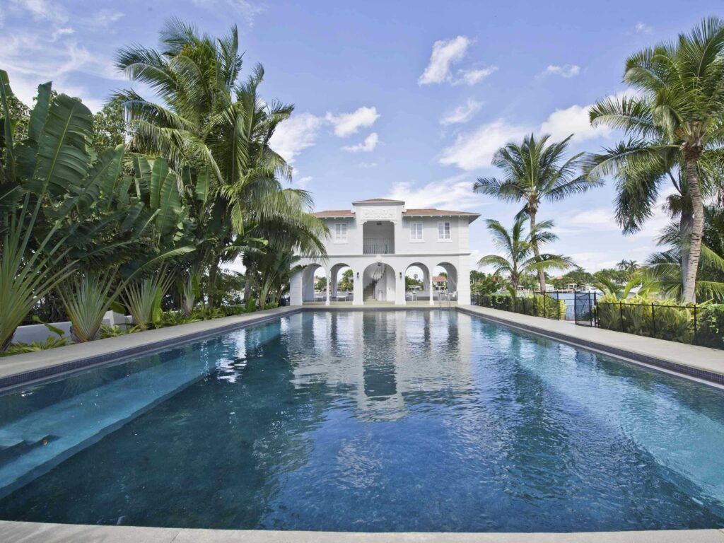 La Villa Azul – A Beachy Stay in Miami