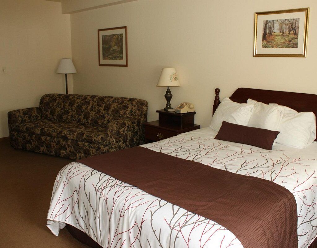White Pine Lodge
