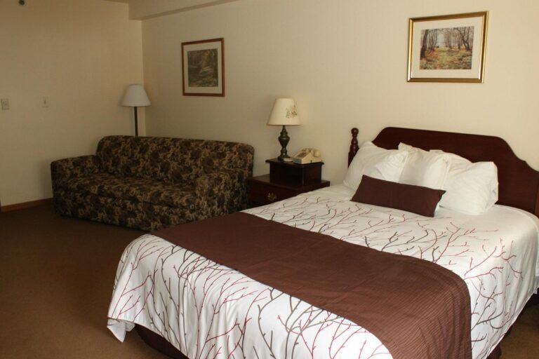 White Pine Lodge