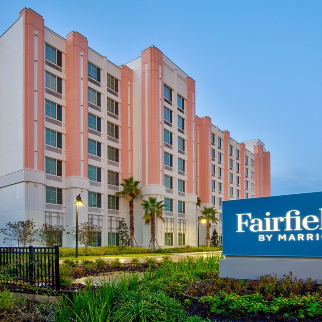 Fairfield Inn & Suites by Marriott Orlando at FLAMINGO CROSSINGS® Town Center