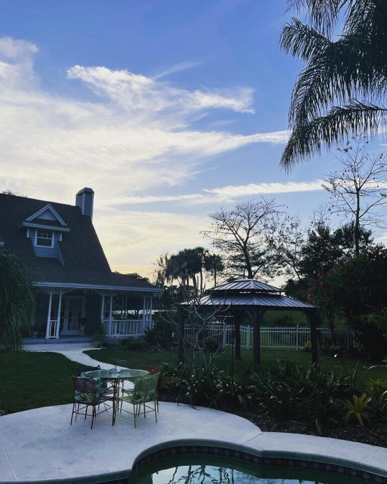 Heron Cay Lakeview Bed & Breakfast