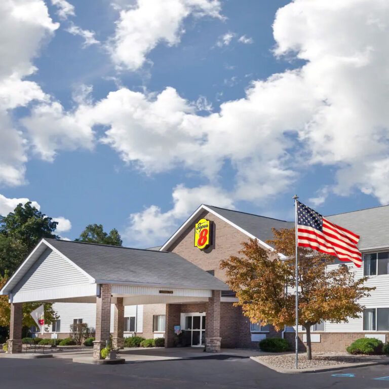 Super 8 by Wyndham Gainesville