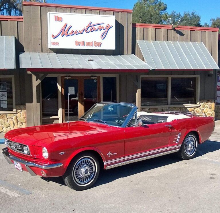 The Mustang Grill and Bar