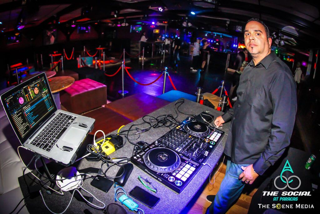 Paracas Bar & Lounge