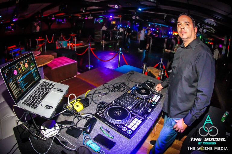 Paracas Bar & Lounge