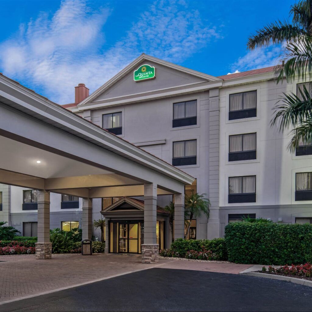 La Quinta Inn & Suites Bonita Springs Naples North
