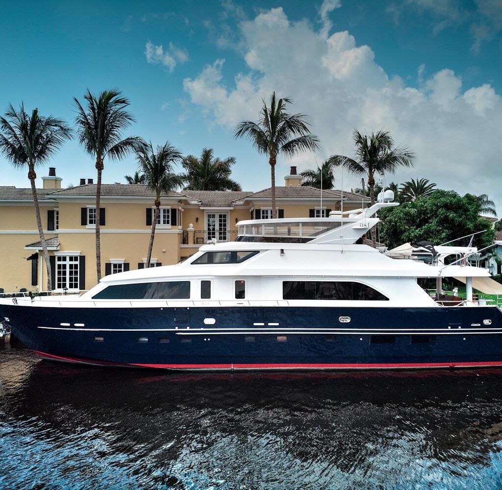MIAMI INTERNATIONAL YACHT SALES – YACHT BROKER