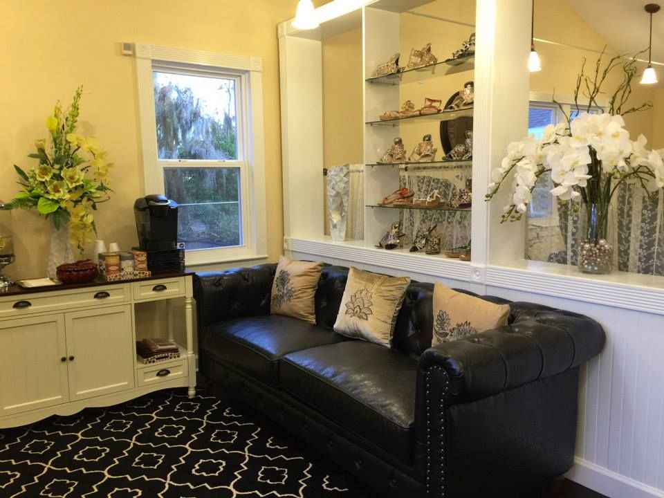 Jasmine’s Nail Spa & Boutique