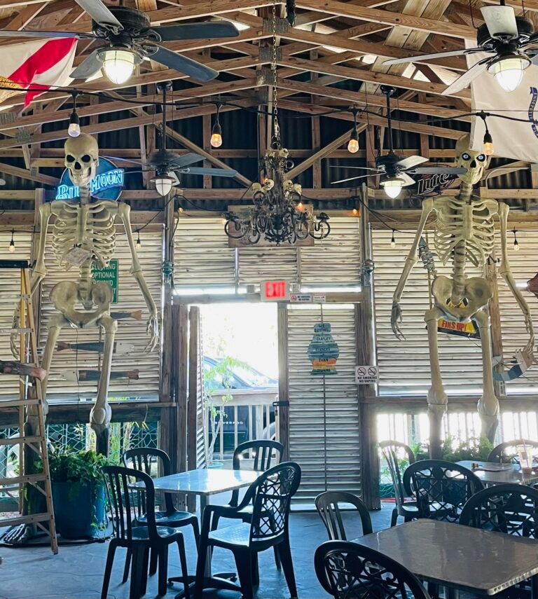 New England Eatery & Pub