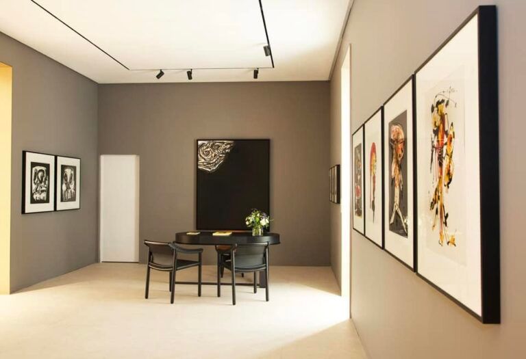 Opera Gallery