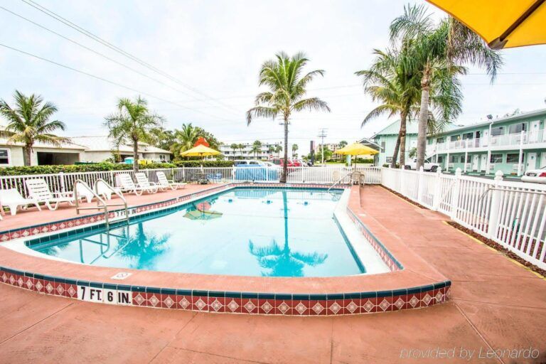 Econolodge Port Canaveral Area