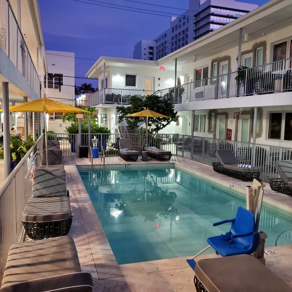 Waterside Hotel